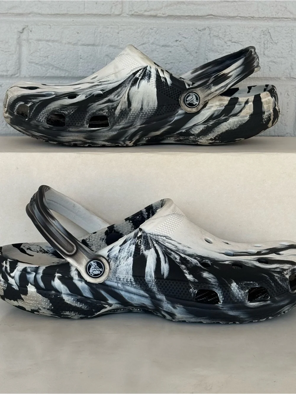 Marble Crocs Classic Clogs Men's 11